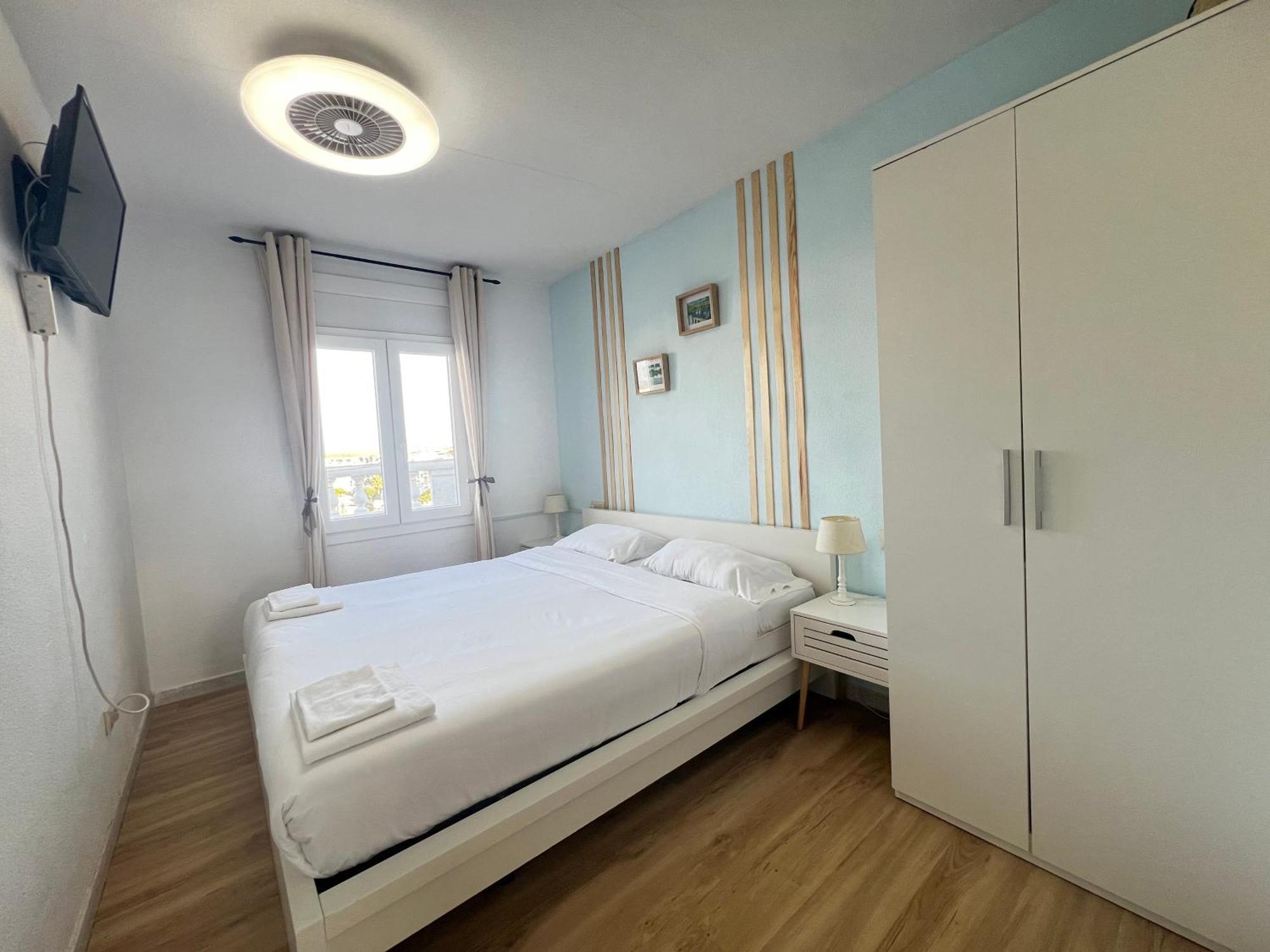 Apartamento Gran Lago Con Vistas Al Canal Емпуріабрава Екстер'єр фото